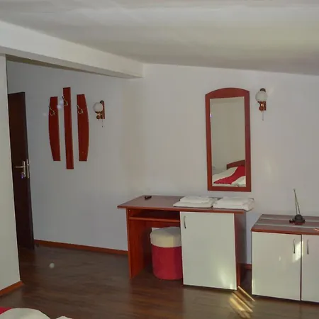 Hotel Romantika Warna